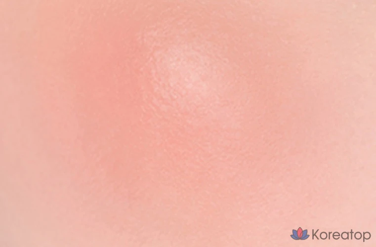 Румяна для губ и щек Vanillaco Romantic Blush, 3,7 г, кремово-коралловый оттенок, 1 шт., фото 5