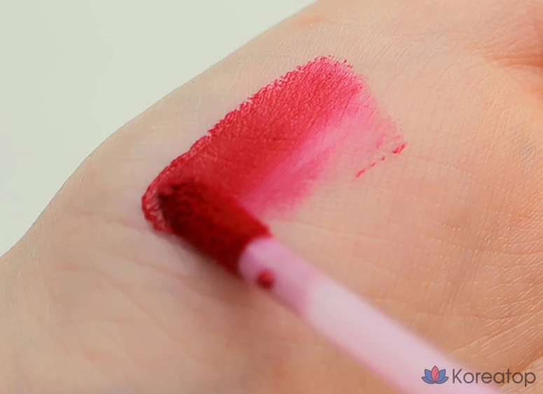 Тинт для губ Bouquet Garni Blossom Velvet Lip Tint, оттенок 02 Red Vibe, 1 шт., фото 3