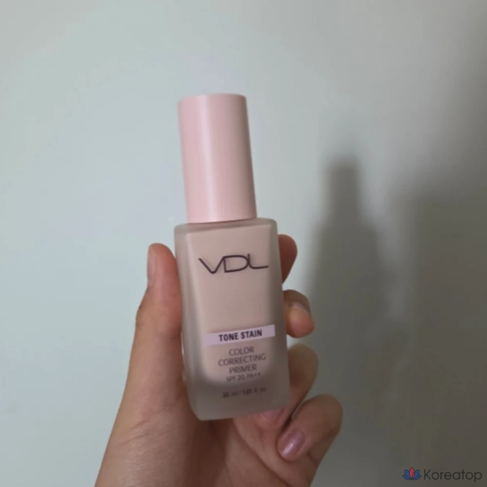 Корректирующая база под макияж VDL, 30 мл, цвет розовый кварц, 1 шт.