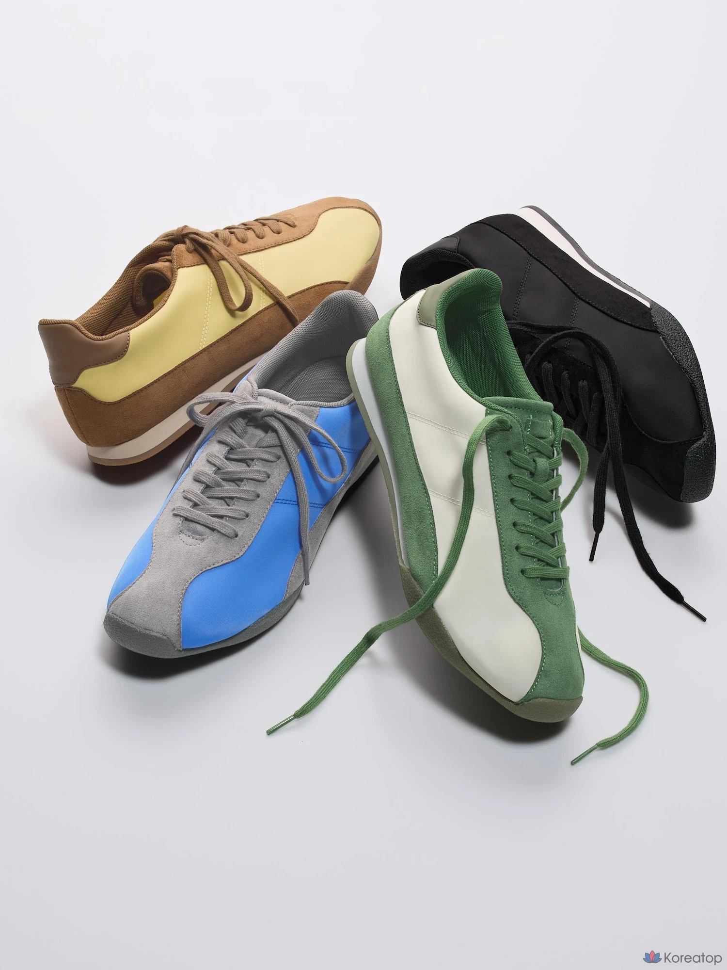 Кроссовки Uniqlo Nylon Combo Flat Sole Sneakers