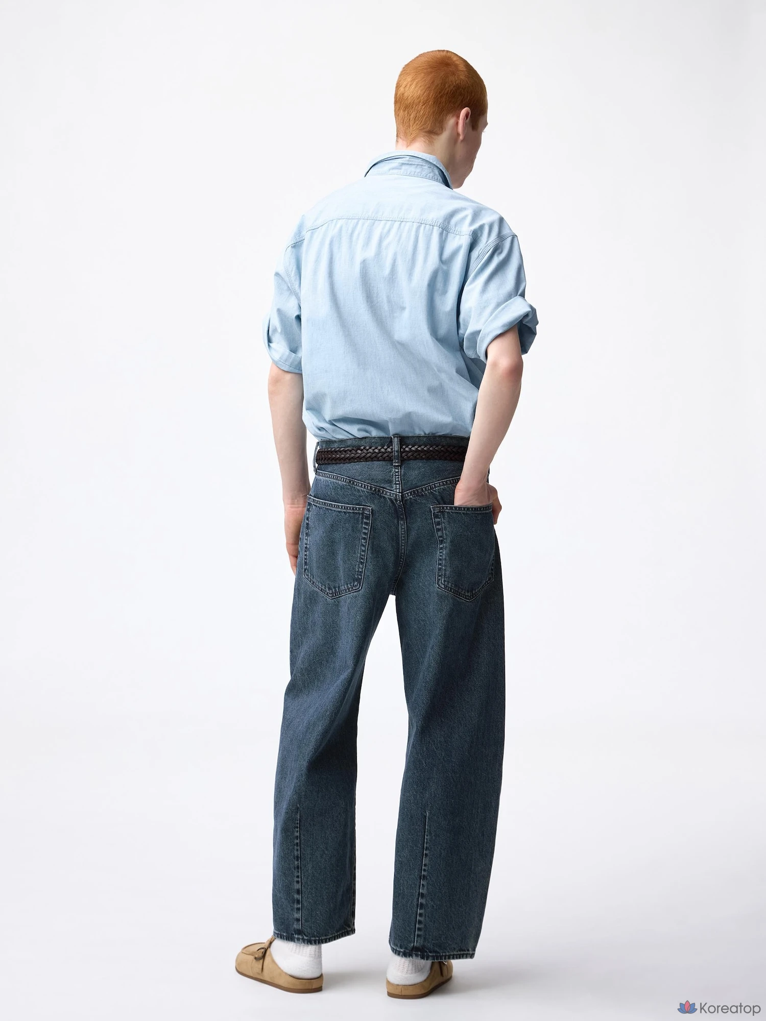 Джинсы Uniqlo Barrel Leg Jeans