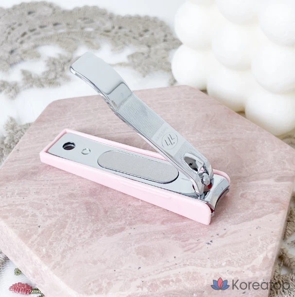 Набор для ухода Three Seven 777 Premium Nail Clipper, 1 шт.