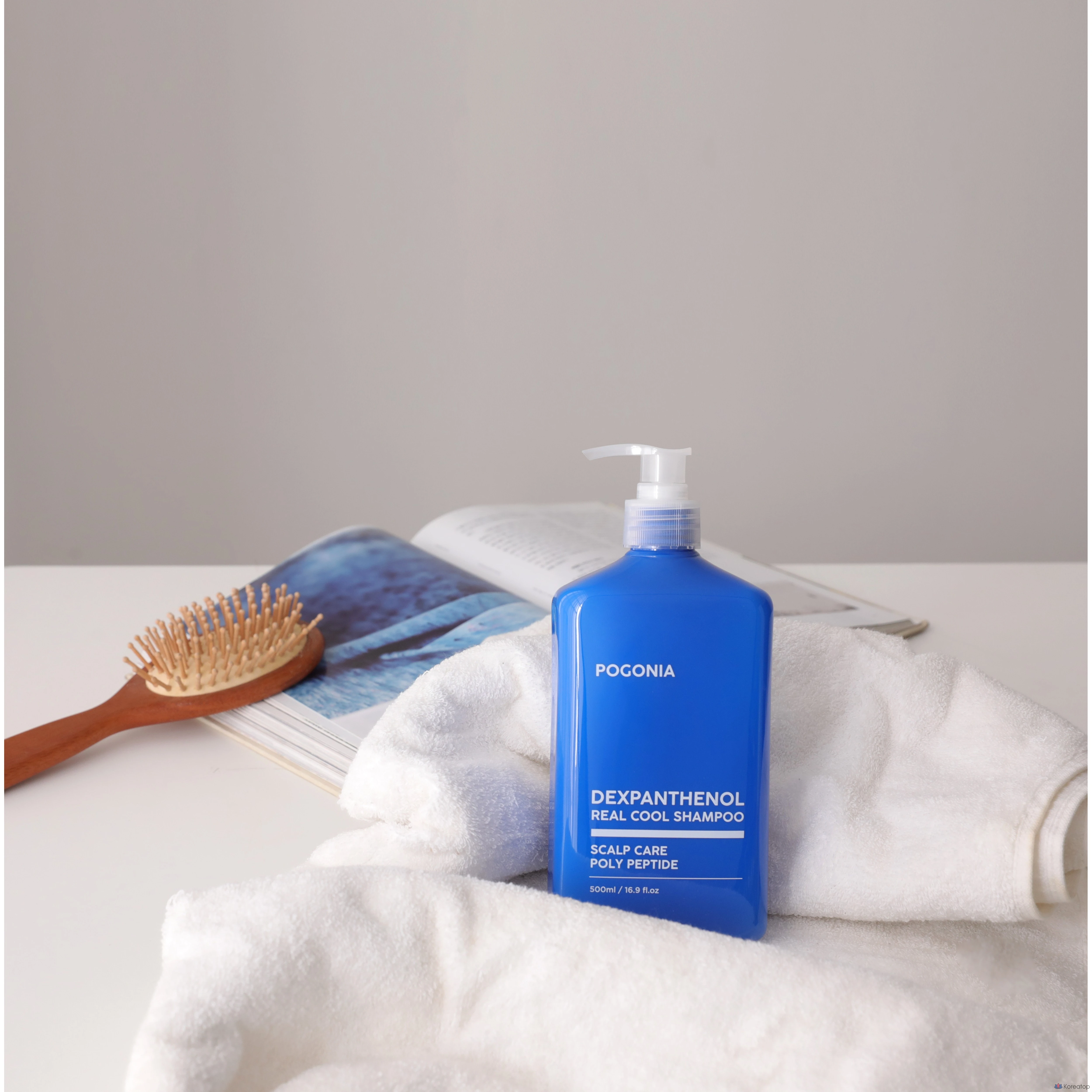 Освежающий шампунь Pogonia Dexpanthenol Real Cool без отдушек. Содержит 15 000 ppm масла охлаждающей мяты и 10 000 ppm декспантенола. 1 флакон, 500 мл.