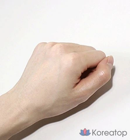 Солнцезащитный крем 9wishes Sun Moisturizer SPF50+ PA+++, 50 мл, 1 шт.