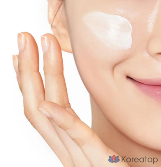 Разглаживающий крем Mamonde Flora Glow Rose, 50 мл, 1 шт.