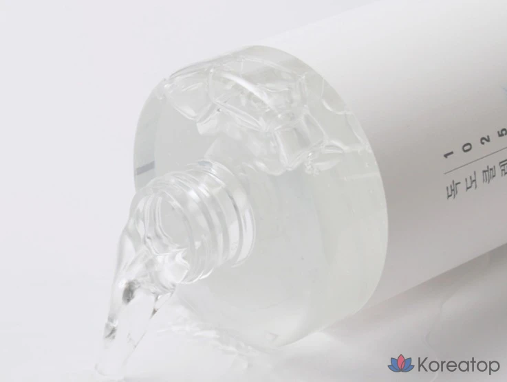 Очищающая вода Round Lab 1025 Dokdo Cleansing Water, 400 мл, 1 шт.