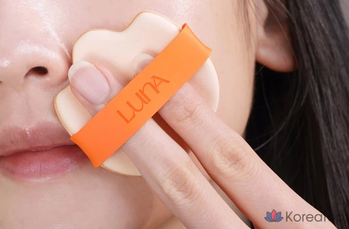 Luna Comfy Light Cushion (12 г) + сменный блок (12 г), цвет ваниль, 1 шт.