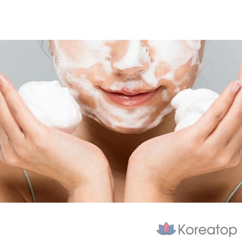 Очищающая пенка для умывания Dermafactory Panthenol pH Balancing