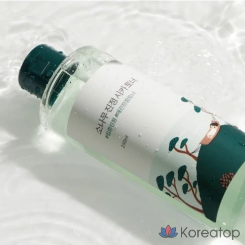 Успокаивающий тоник для лица с экстрактами сосны и центеллы Round Lab Pine Calming Cica Toner, 250 мл