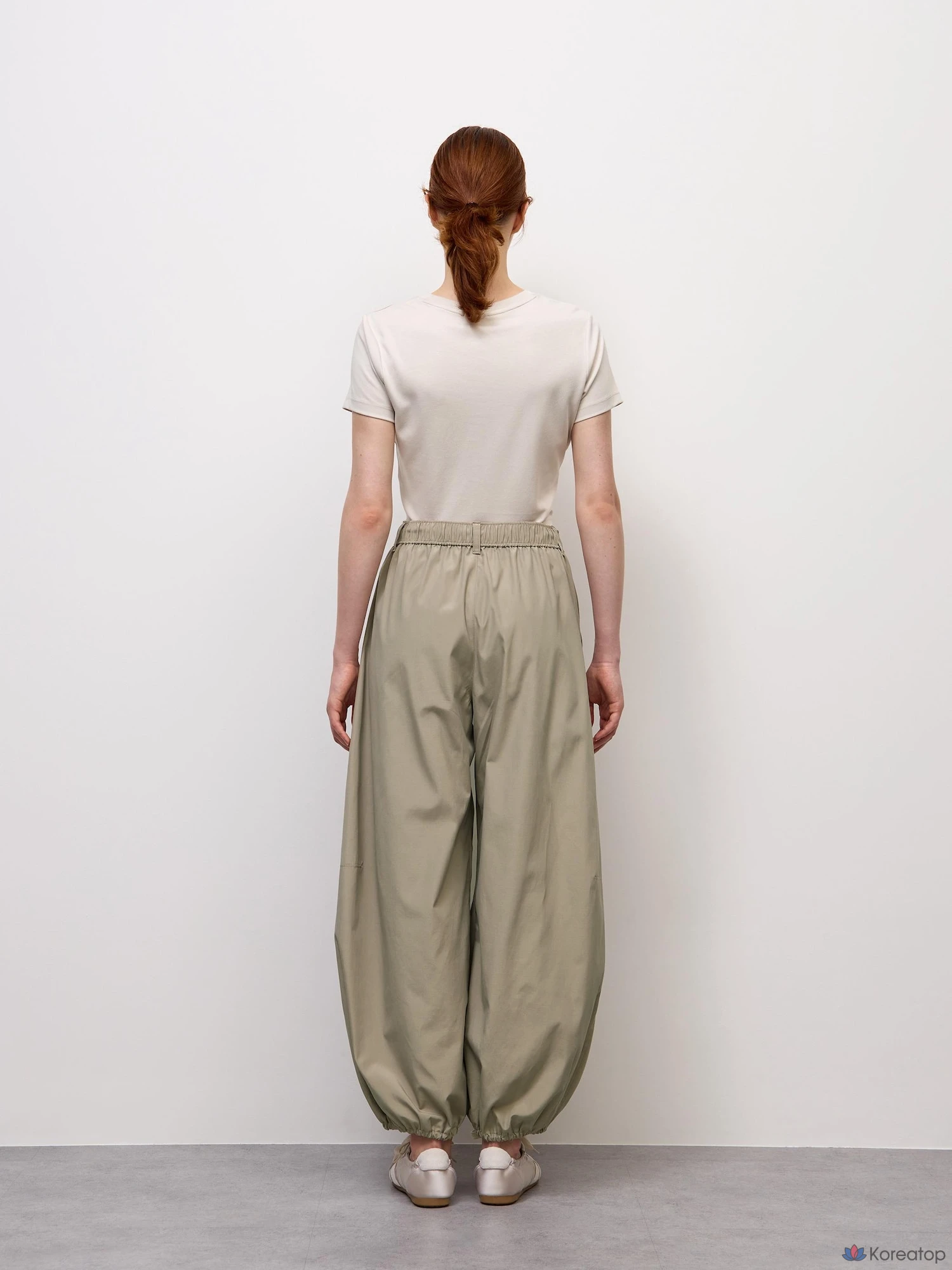 Брюки Uniqlo Balloon Pants