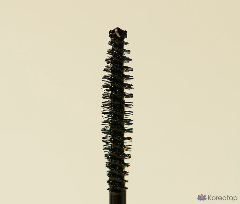 Сыворотка для ресниц Marshique Enriched Eyelash Serum Black, 7,5 мл, 1 шт.