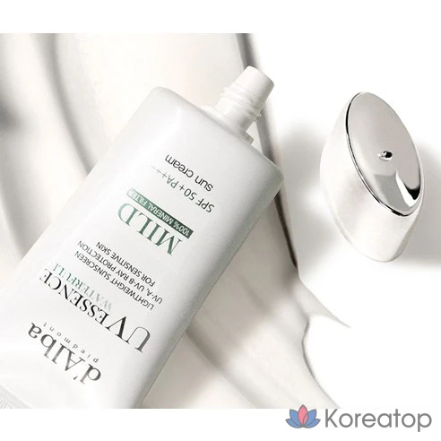 Солнцезащитный крем для чувствительной кожи d&#039;Alba SPF 50+ PA+++ + 50 мл x 2 упаковки + Балансирующий веганский гель для умывания, набор из 3 мл x 5 упаковок
