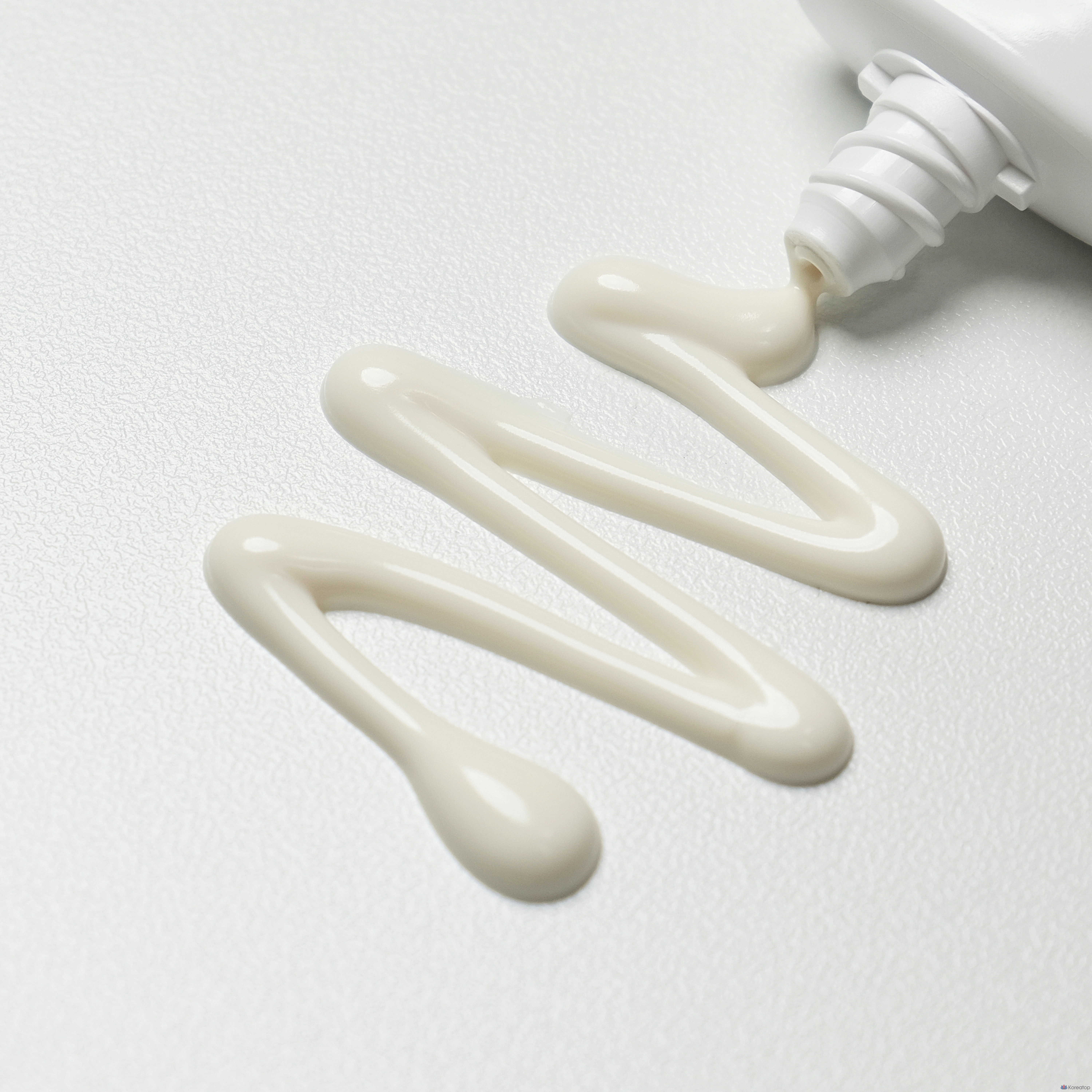 Солнцезащитный крем Dominas для коррекции пигментных пятен SPF50+ PA++++, 1 шт., 30 мл, фото 5