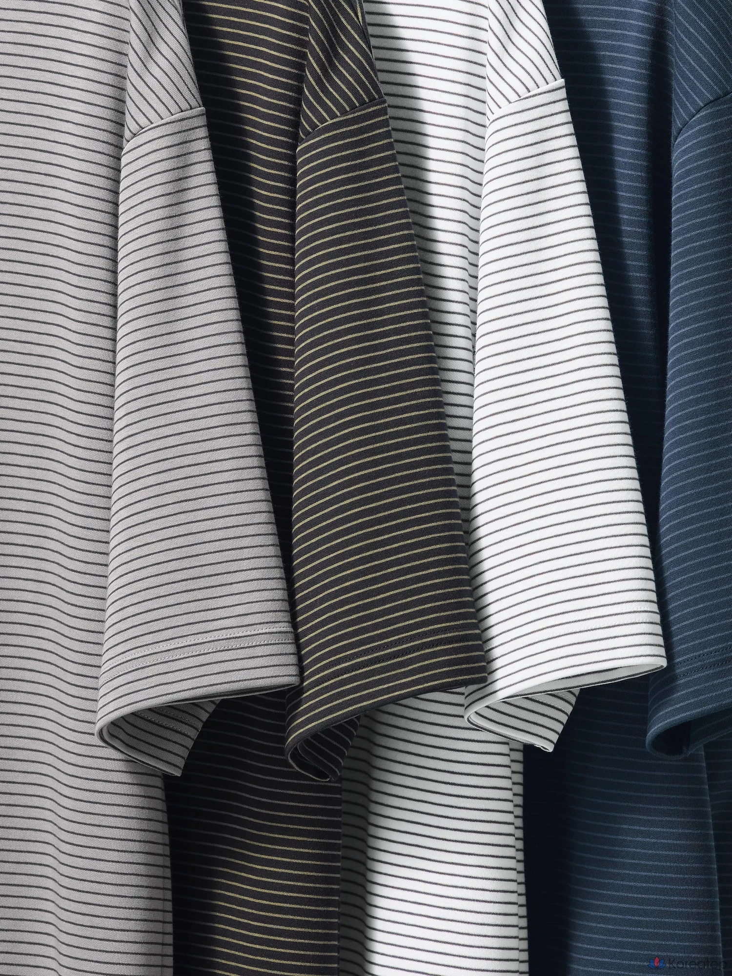 Футболка Uniqlo AIRism Cotton Oversized Stripe T-Shirt
