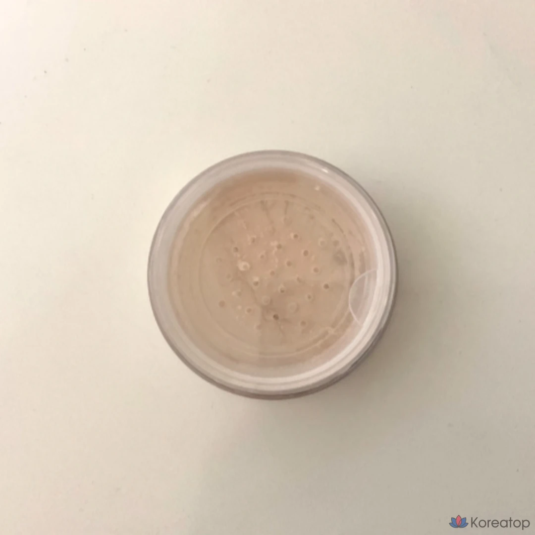 Рассыпчатая пудра 3CE Natural Finish, оттенок 01 светло-бежевый, 1 шт., фото 3