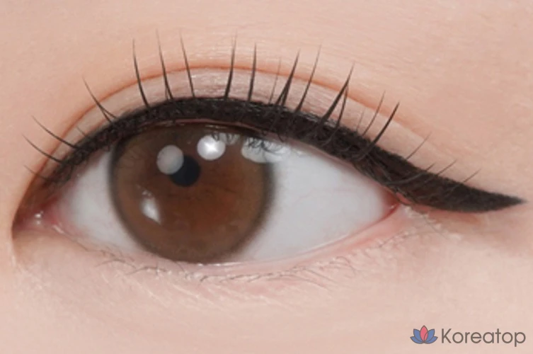 Водостойкая подводка для глаз McQueen New York, 0,6 г, глубокий черный, 1 шт.