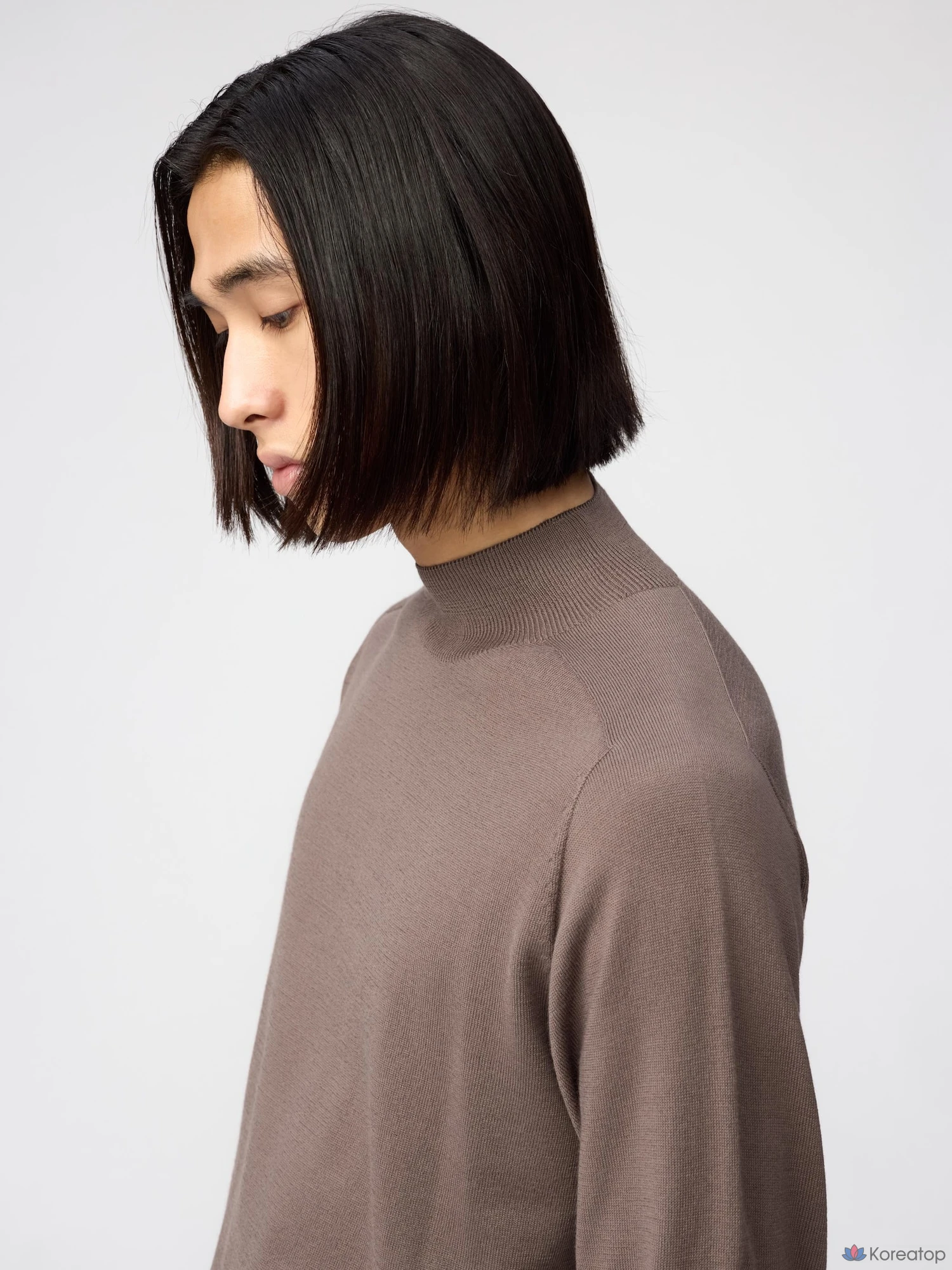 Свитер Uniqlo 3D Knit Mock Neck Sweater