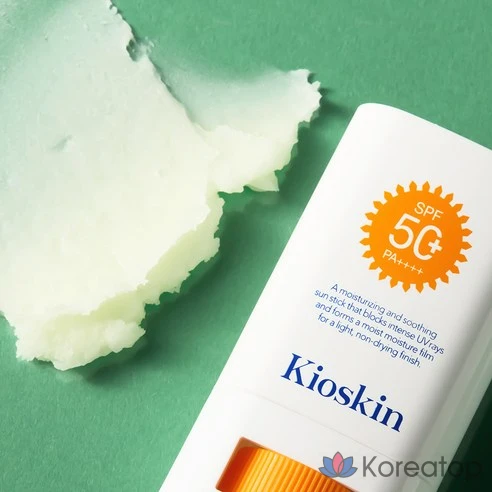 Солнцезащитный стик SPF 50 очищающий поры SPF 50+ PA++++, 15 г
