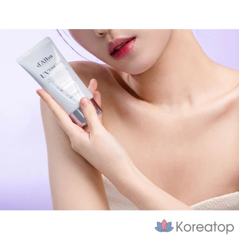 Солнцезащитный крем для осветления тона Dalba Waterpool Purple Tone Up SPF50+ PA, 50 мл