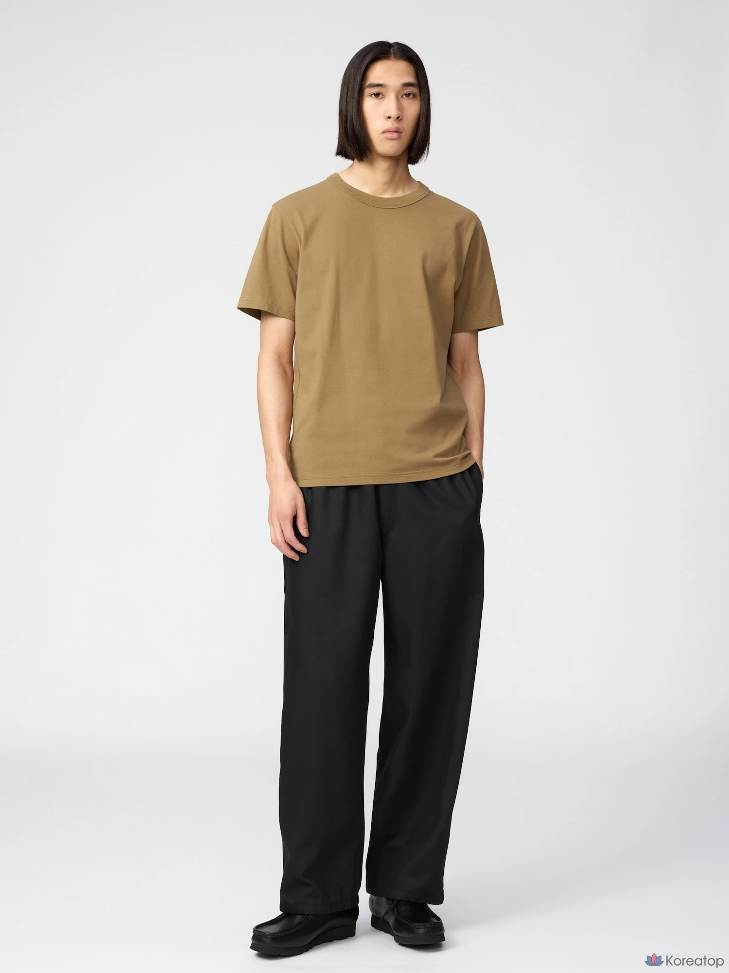 Футболка Uniqlo Crew Neck T