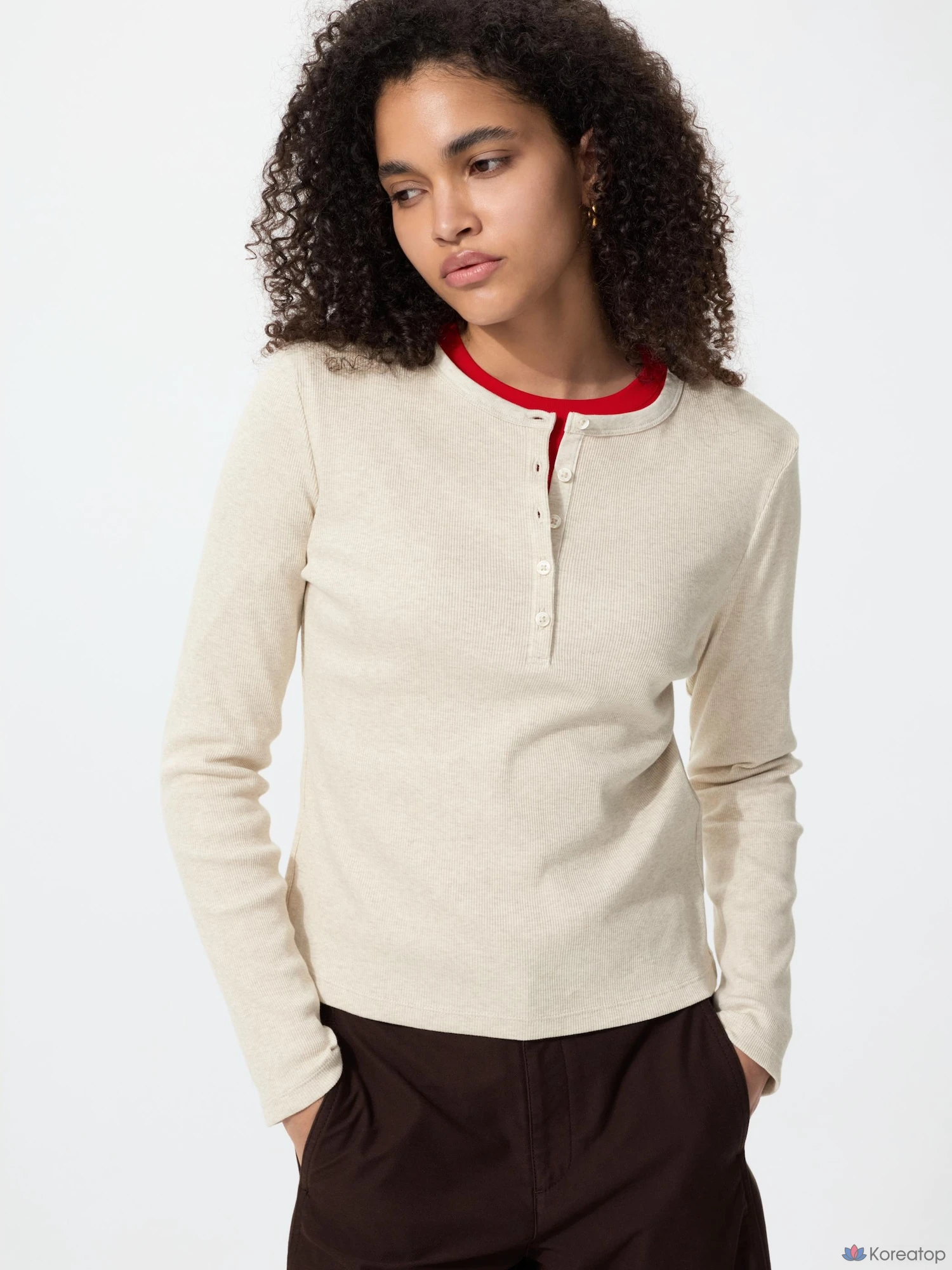 Футболка с длинным рукавом Uniqlo Rib Henley Neck T