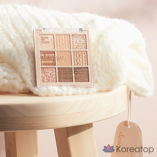 Палетка теней для век Dasique, 15 оттенков бежевого трикотажа, 1 шт., фото 3