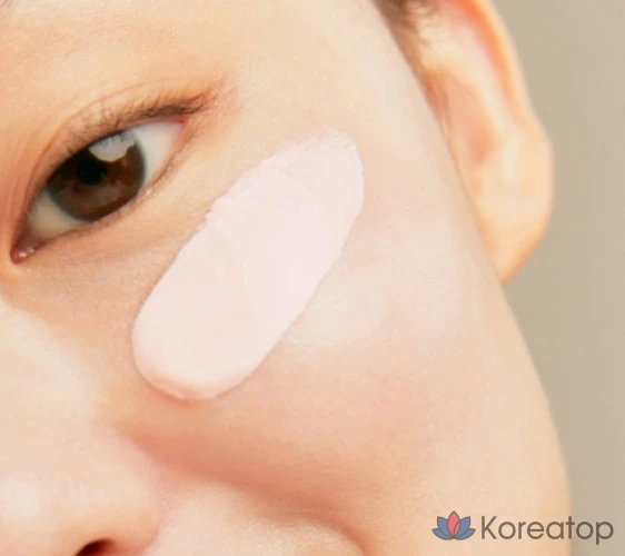 Innisfree Cherry Blossom Glow Tone-Up Cream, 50 мл, 1 шт.