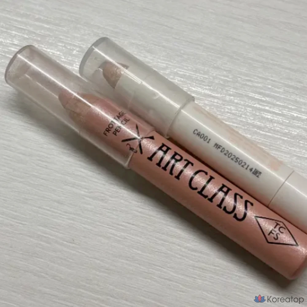 Карандаш для макияжа Too cool for school Frottage Pencil Multi-Pencil Aegyo-sal Highlighter Shadow Smooth Application, 01 Shining Linen, 1 шт., фото 5