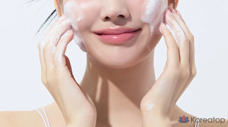 Пенка для умывания MAXCLINIC Hyaluronic Vita Oil Foam, 110 г, 1 шт.