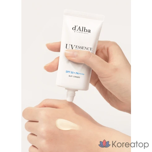 d&#039;Alba Ультралёгкий солнцезащитный крем для лица Waterfull Essence Sun Cream (SPF 50+) 50 мл x 2 упаковки + Балансирующий веганский гель для умывания, набор из 3 мл x 5 упаковок