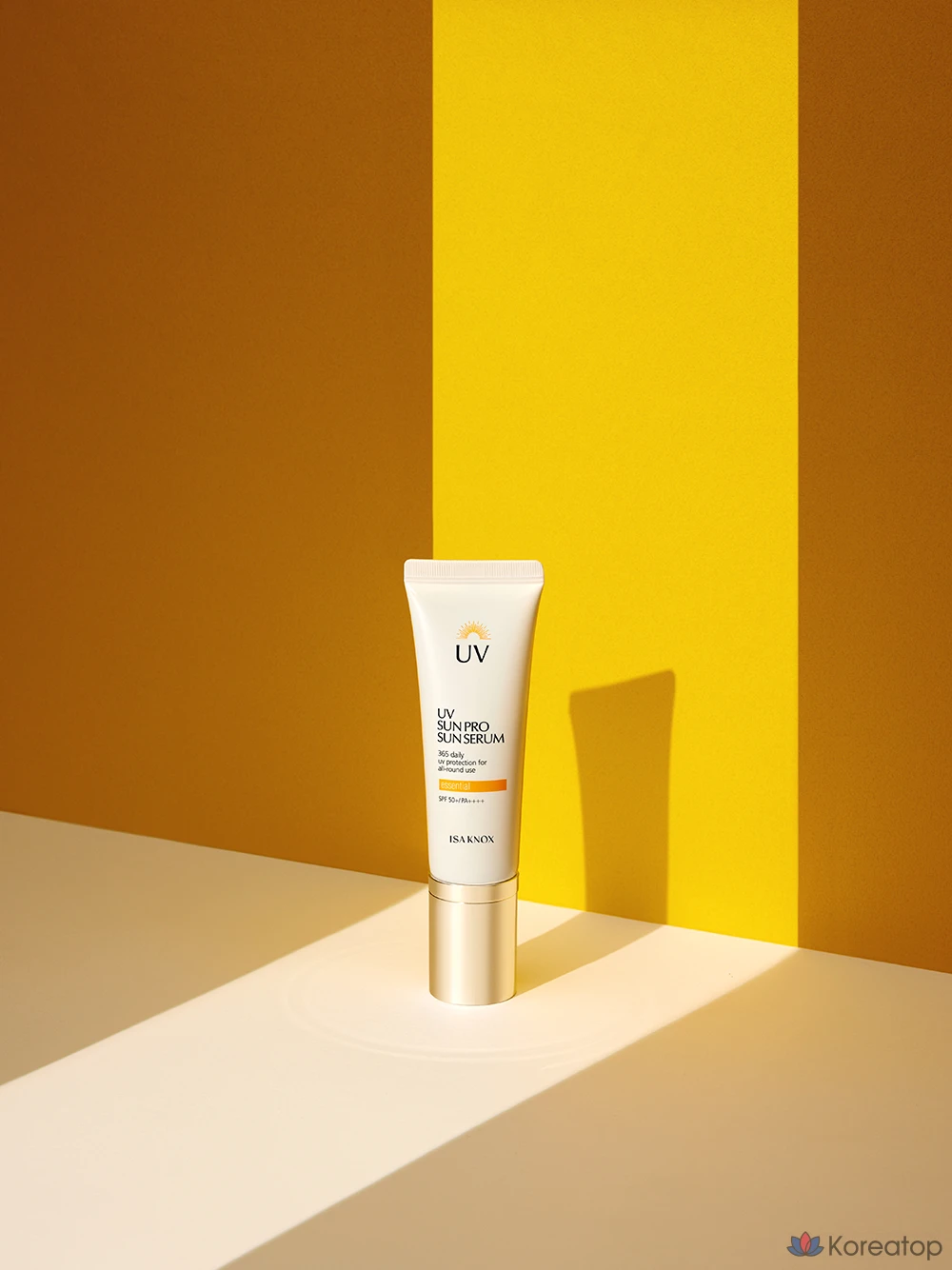 Солнцезащитная сыворотка Isa Knox UV Sun Pro 365 Essential Sun Serum SPF50+ PA++++, 1 шт., 40 мл