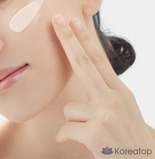 Солнцезащитный крем Dr.G Black Snail Glutathione Tone-Up Sunscreen SPF50+ PA++++, 50 мл, 1 шт.