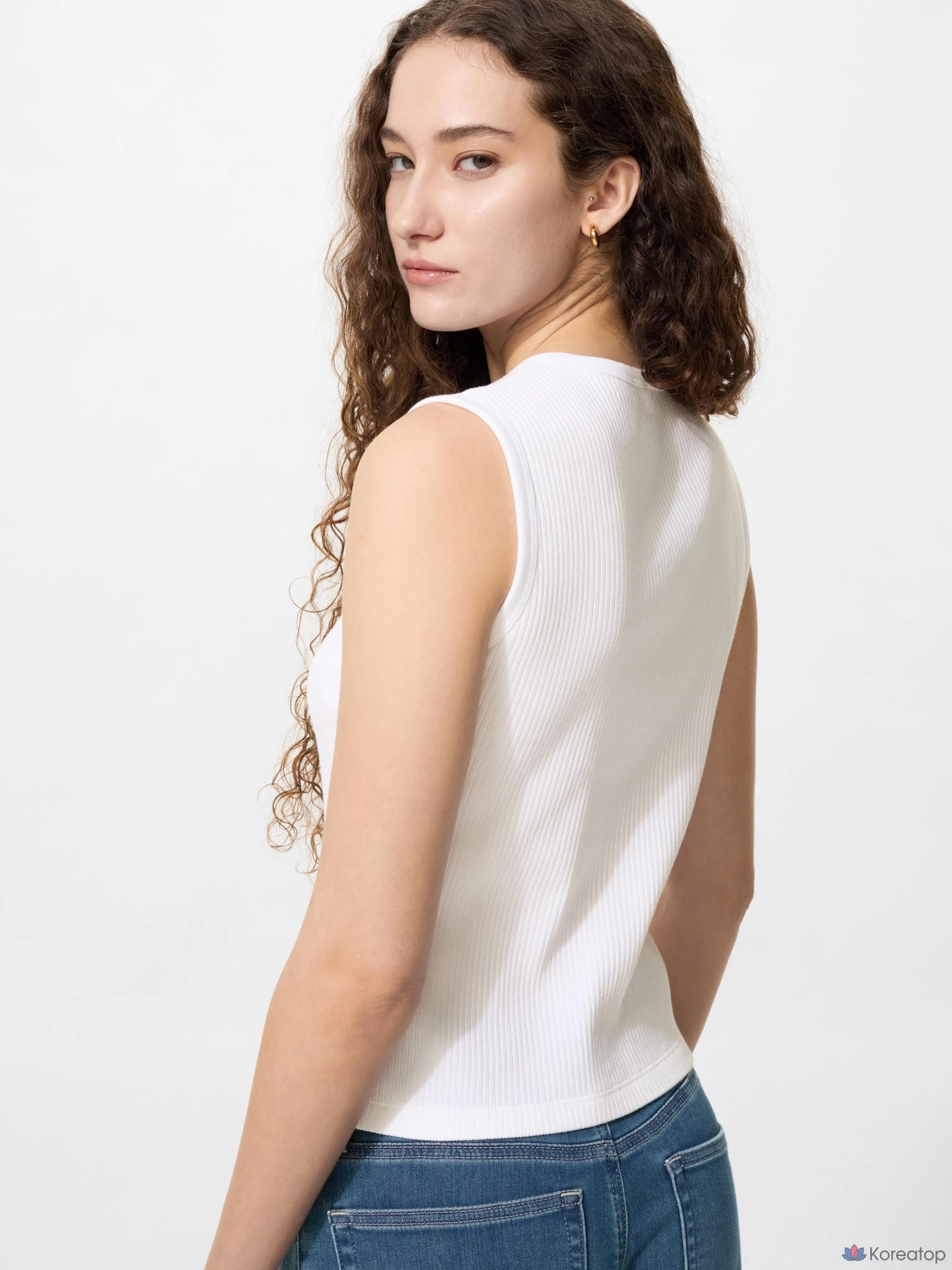 Топ без рукавов Uniqlo Front Open Shell Top T