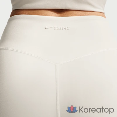 Леггинсы женские Nike NikeSkims Matte High-Waist Crop 17-Inch Leggings