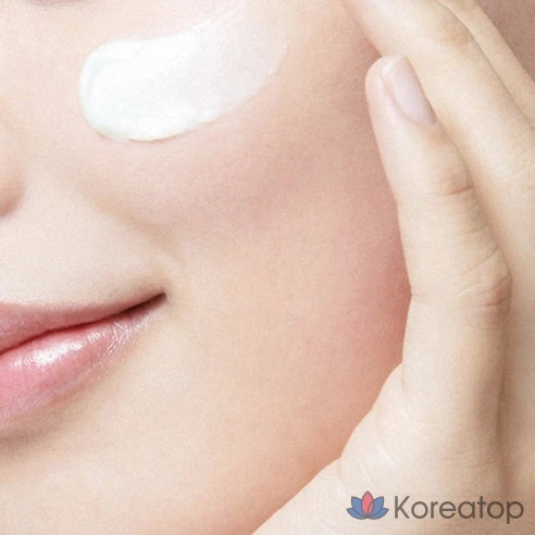 Очищающая пенка Dr.G Red Blemish Cica Cleansing Foam