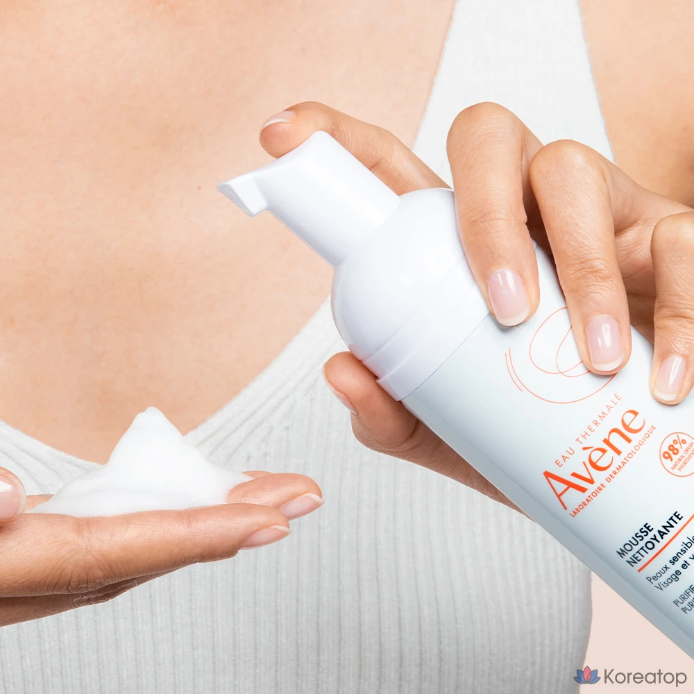 Очищающая пенка Avene Gentle Foaming Cleanser, 150 мл, 1 шт.