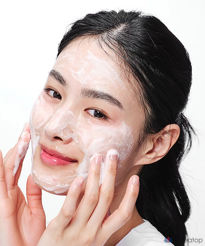 Очищающая пенка AESTURA Atobarrier 365 Cleansing Foam, 200 г, 1 шт.
