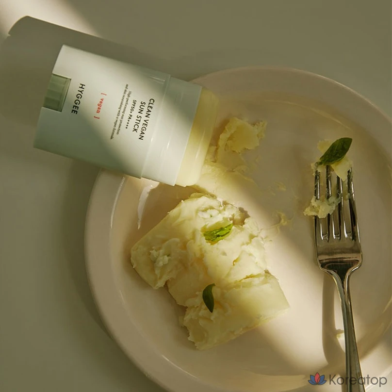 Солнцезащитный стик HYGGEE Clean Vegan Sun Stick SPF50+ PA++++, 20 г, 1 шт.
