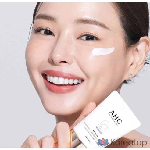 Солнцезащитный крем AHC Masters Melaprotect Waterful SPF50+ PA++++