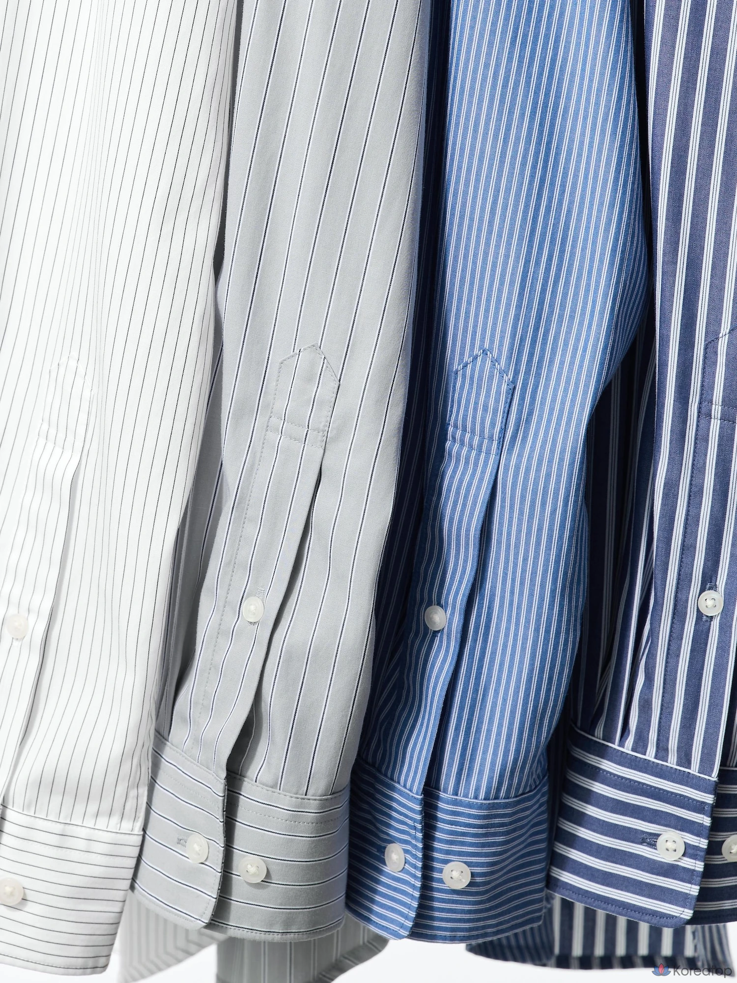 Рубашка Uniqlo Broadcloth Shirt (Button-Down Collar) Stripe D