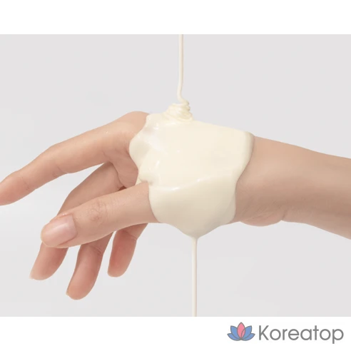 Ультралёгкий солнцезащитный крем для лица D&#039;alba Waterfull Essence Sun Cream SPF50+ PA++++, 50 мл