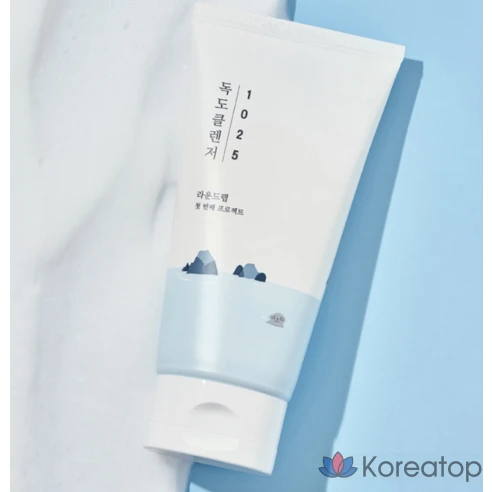 Очищающая пенка для умывания с морской водой Round Wrap 1025 Dokdo Cleanser, 150 мл