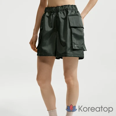 Шорты женские Nike Sportswear Loose Fit Mid-Rise Satin Cargo Shorts, фото 2