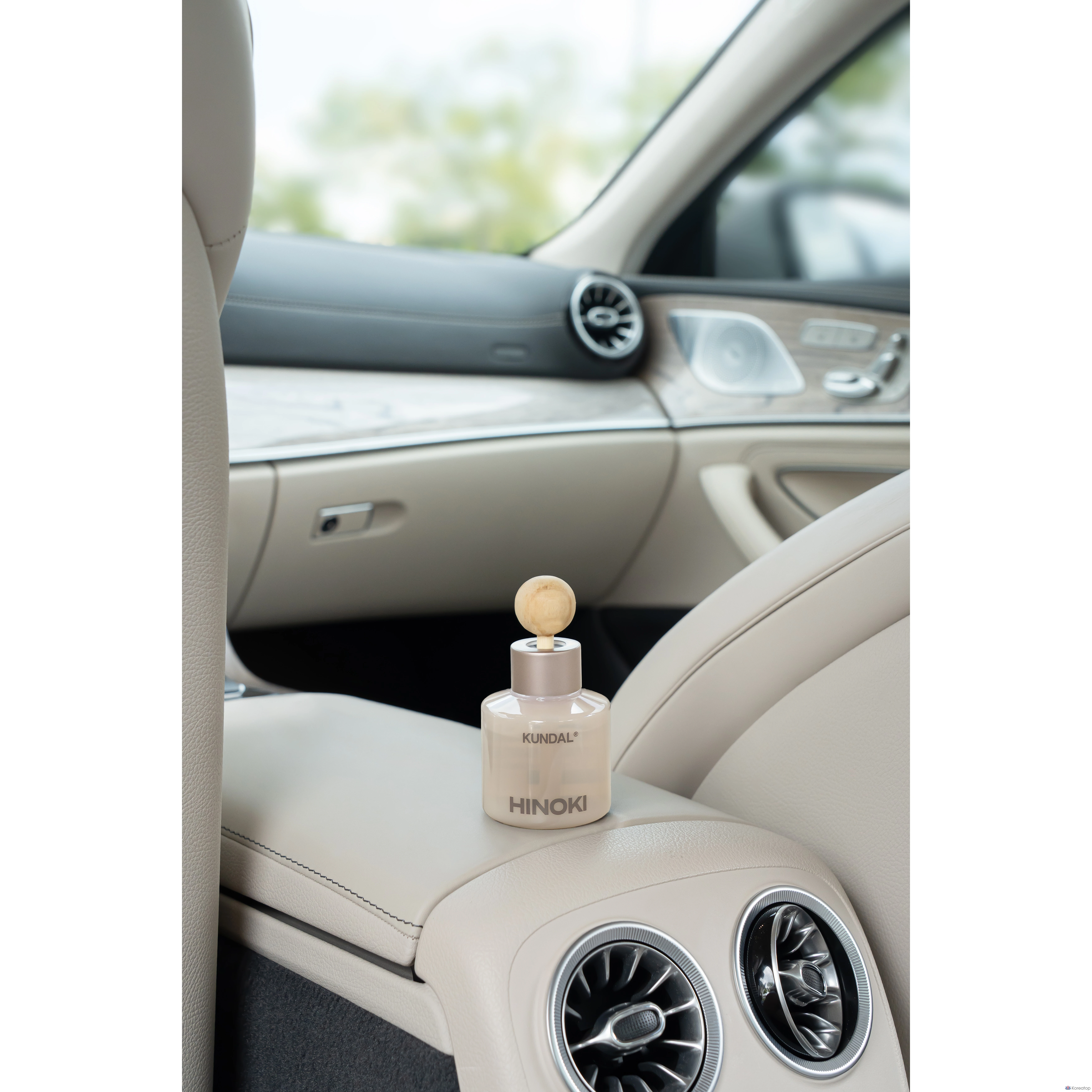 Автомобильный освежитель воздуха Kundal, 75 мл, 2 шт., набор из 2 деревянных шариков, цвет хиноки, 1 шт., фото 2