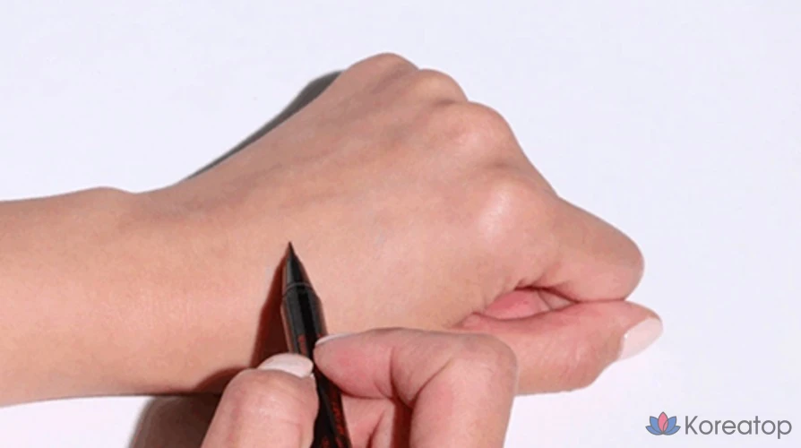 Подводка для глаз Clio Superproof Brush Eyeliner Kill Black, 0.5 мл, 1 шт., фото 6