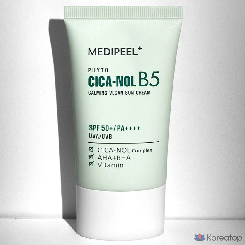 Солнцезащитный крем Medi-Peel Phyto Cicano B5 Vegan Calming Sunscreen SPF50+ PA++++, 50 мл, 1 шт.