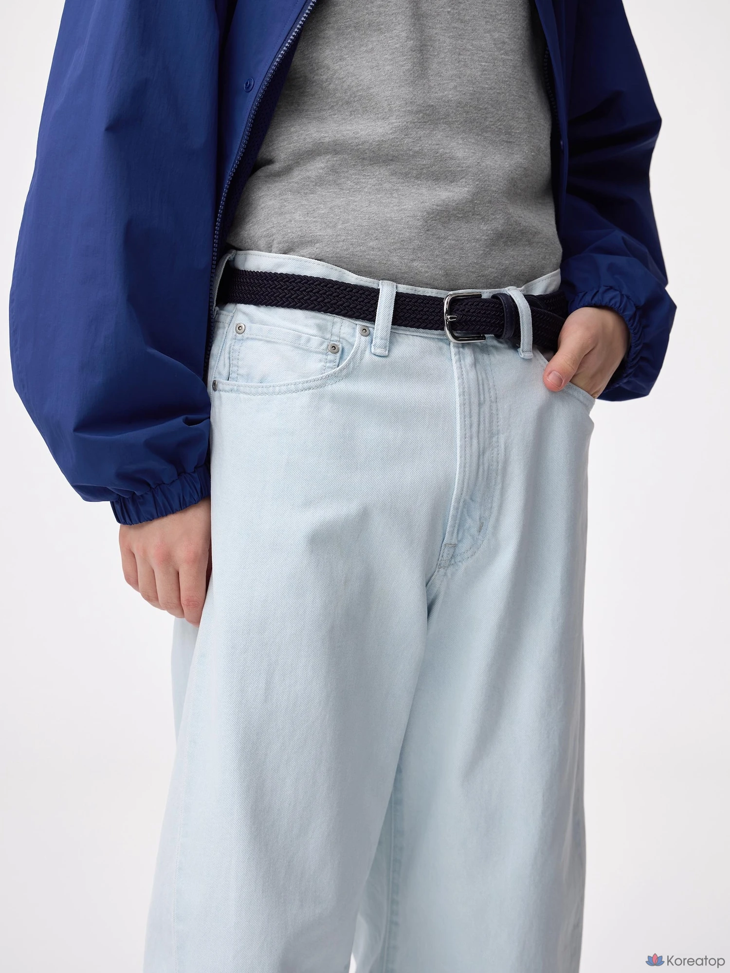 Джинсы Uniqlo Barrel Leg Jeans