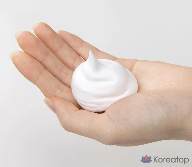 Очищающее средство Dr. Different Zero для нормальной и сухой кожи, 200 мл, 1 шт.