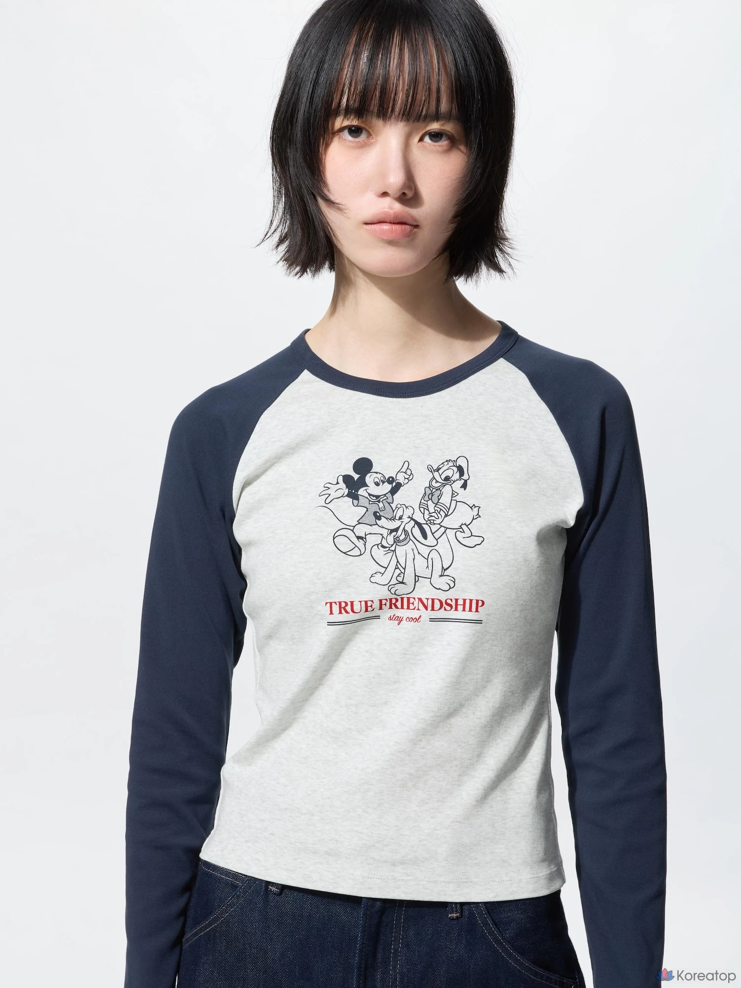 Футболка Uniqlo Mickey & Friends Mini UT Graphic T Long Sleeve A