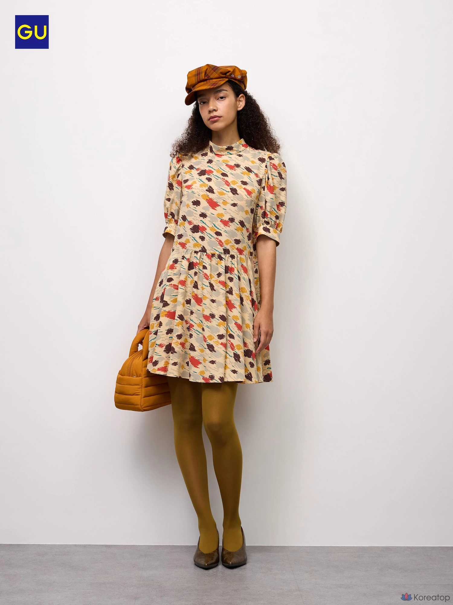 Платье Uniqlo Stand Collar Half Sleeve